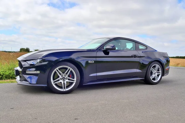 Szlezwik Holsztyn Niemcy Lipca 2019 Ford Mustang 2018 Samochód Sportowy — Zdjęcie stockowe