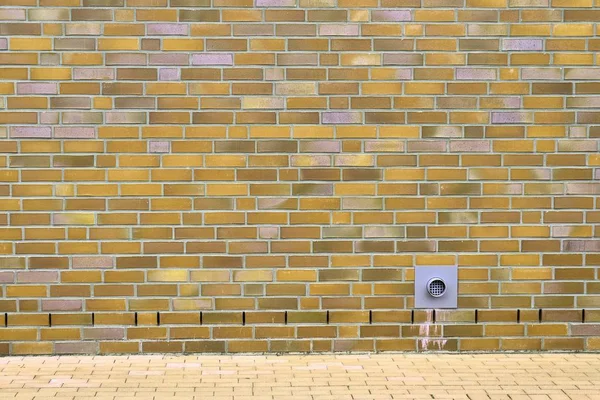 Gele Bakstenen Muren Met Oude Verweerde Stenen Scheuren Hoge Resolutie — Stockfoto