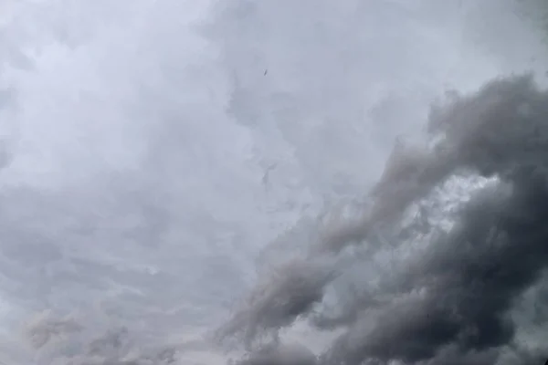 Formações Nuvens Escuras Impressionantes Mesmo Antes Uma Tempestade — Fotografia de Stock