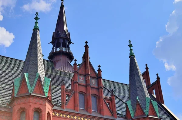 Detailní Pohled Severní Německou Radnici Nalezené Neumuensteru Slunného Letního Dne — Stock fotografie