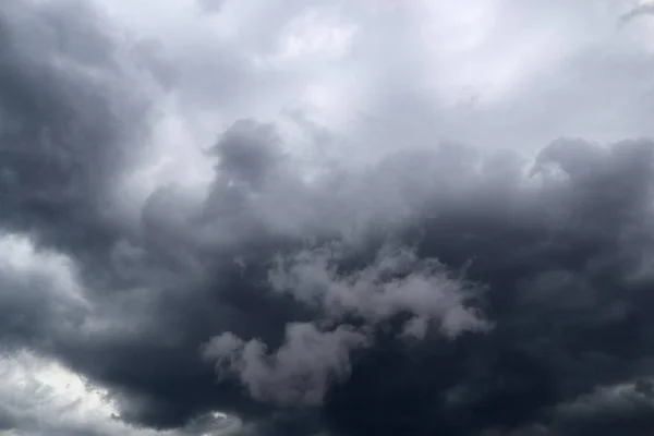 Stunning dark and dramatic cloud formations in the sky before a thunderstorm