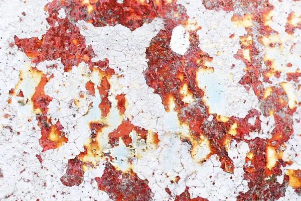 Yüksek çözünürlükte çatlaklar ile yaşlı ve yıpranmış beton duvarlar ayrıntılı yakın görünümü