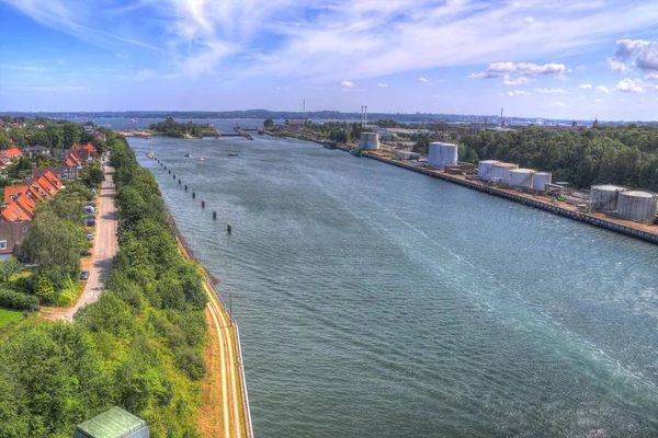 Blick Auf Und Von Der Kieler Kanalbrücke Norddeutschland Einem Sonnigen — Stockfoto