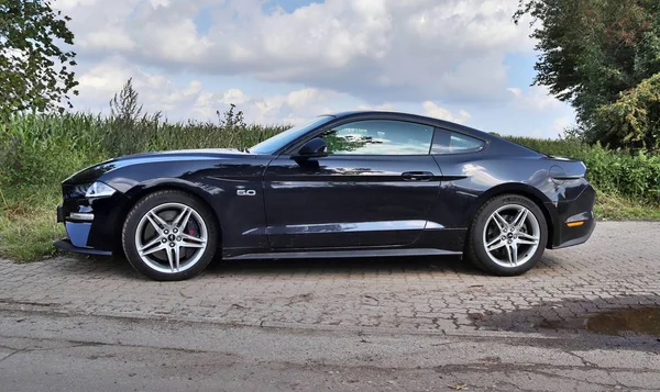 Szlezwik Holsztyn Niemcy Września 2019 Ford Mustang 2018 Czarny Sportowy — Zdjęcie stockowe