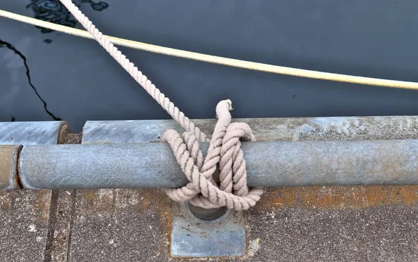 Detailed Close Detail Ropes Cordage Rigging Old Wooden Vintage Sailboat — Stock Photo, Image
