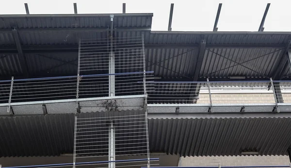 Modernas Fachadas Edificios Oficinas Con Vidrio Luz Solar Reflectante Las —  Fotos de Stock