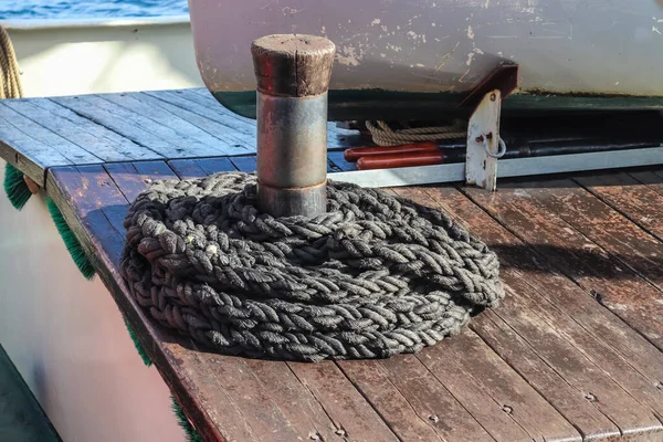 Detailed Close Detail Ropes Cordage Rigging Old Wooden Vintage Sailboat — Stock Photo, Image