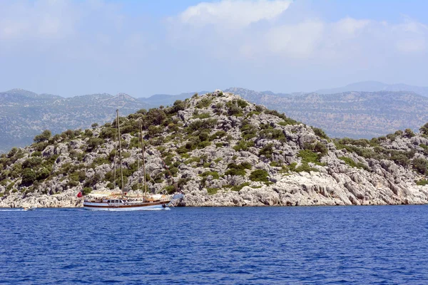Скалистые Острова Покрытые Лесом Средиземном Море Концепция Туризм — стоковое фото