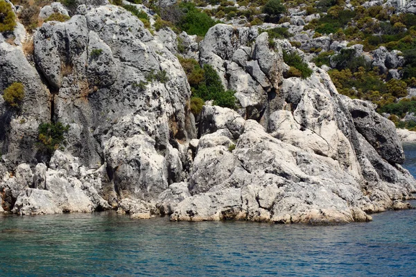 Mittelmeer Küstenklippen Mit Steinstruktur Mit Spuren Der Zeit Konzept Stein — Stockfoto