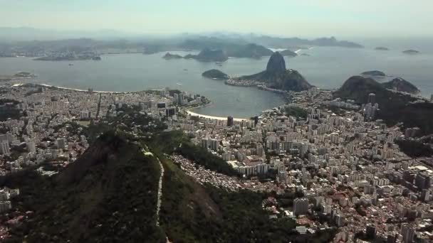 Kuuluisa Kristus Patsas Rio Janeirossa Brasiliassa — kuvapankkivideo