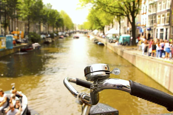 Amsterdam, kırmızı ışıklar Caddesi