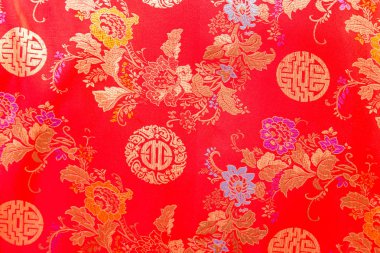 Çiçek desenleri Çin nakış tarzında. Çiçeksiz sırt