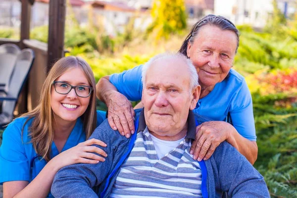 Vi kommer inte att lämna dig! — Stockfoto