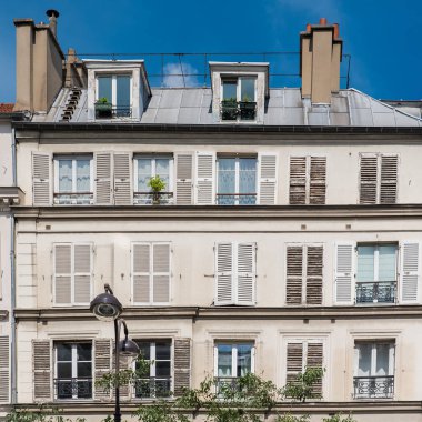     Bina Bulvarı Beaumarchais Paris, tipik cephe,