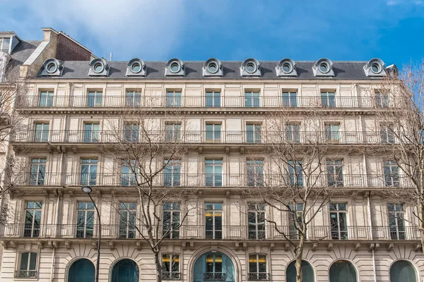 Paris Vackra Byggnad Centrum Typisk Parisisk Fasaden — Stockfoto