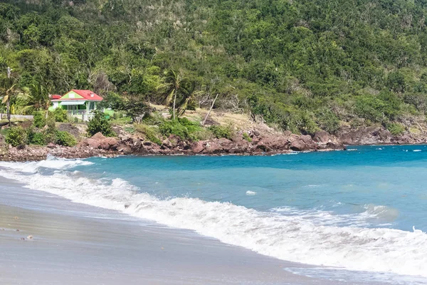 Típica Casa Colorida Guadalupe Una Playa Isla Saintes Terre Bas —  Fotos de Stock