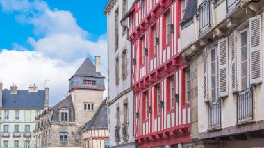    Quimper, eski yarı ahşap ev, Brittany güzel turistik şehir 