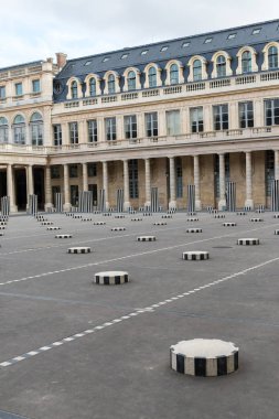    Paris, Palais-Royal, mimari perspektif yeri
