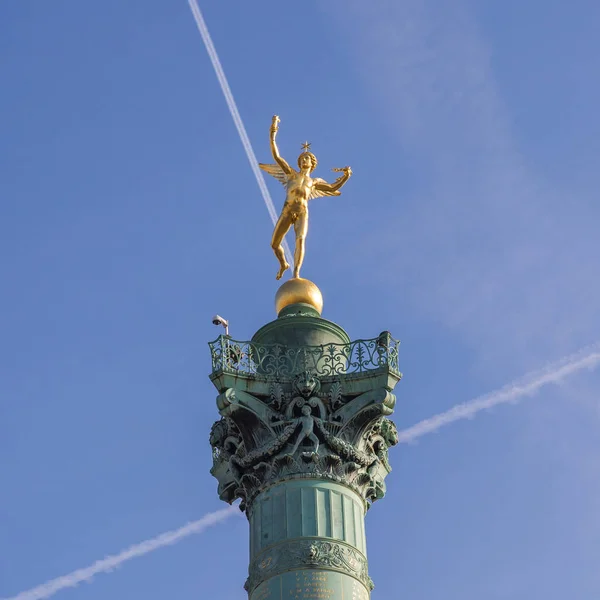 Estatua Genio Place Bastille París Con Huellas Avión Cielo Azul — Foto de Stock