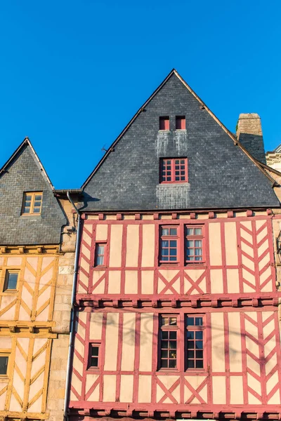 Kleurrijke Vakwerkhuizen Mooie Toeristische Stad Bretagne Kleurrijke Huizen — Stockfoto
