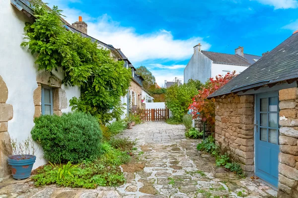 Casas Típicas Isla Ile Aux Moines Golfo Morbihan Pequeño Pueblo —  Fotos de Stock