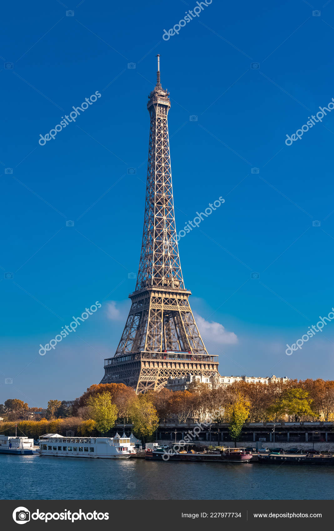 París Torre Eiffel Otoño Panorama Desde Puente Bir Hakeim - Foto de stock  gratis © pascalegueret #227977734