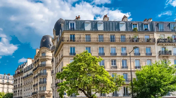 Париж Старинное Здание Типичный Парижский Фасад Place Nation — стоковое фото