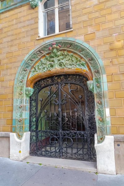 Paris Beautiful Door Art Nouveau Style Chic Area French Capital — Stock Photo, Image