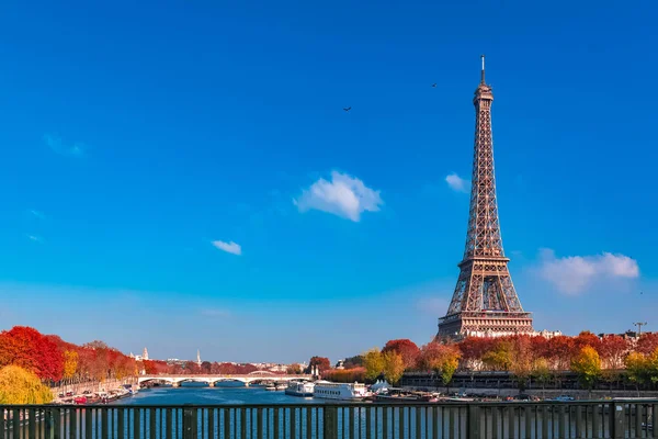 París Torre Eiffel Otoño Panorama Desde Puente Bir Hakeim — Foto de Stock