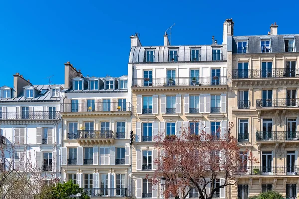 Paris Beaux Bâtiments Centre Façades Typiquement Parisiennes Dans Marais — Photo