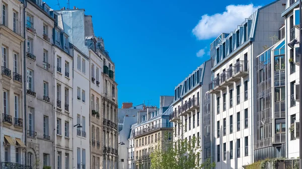 Paris Edifícios Antigos Modernos Típicas Fachadas Parisienses Perto Chatelet — Fotografia de Stock