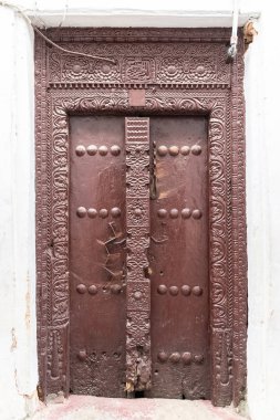 Zanzibar adasında Stone Town Eski kapı, tarihi merkezinde