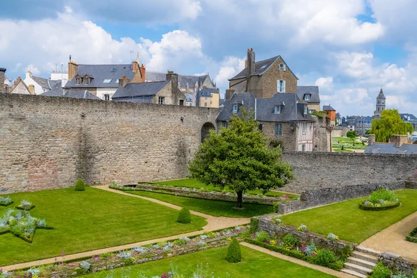 Vannes Francia Ciudad Medieval Bretaña Vista Del Jardín Murallas Con —  Fotos de Stock