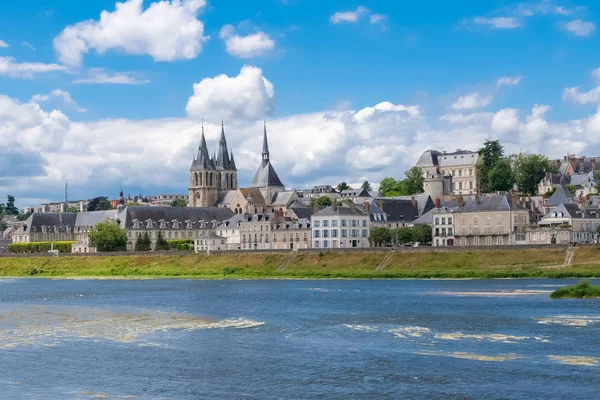 Blois França Panorama Cidade Com Igreja Saint Nicolas Rio Loire — Fotografia de Stock