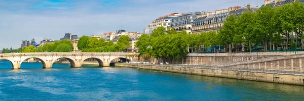 Paris View Pont Neuf Ile Cit Houseboats Pretty Facades — стокове фото