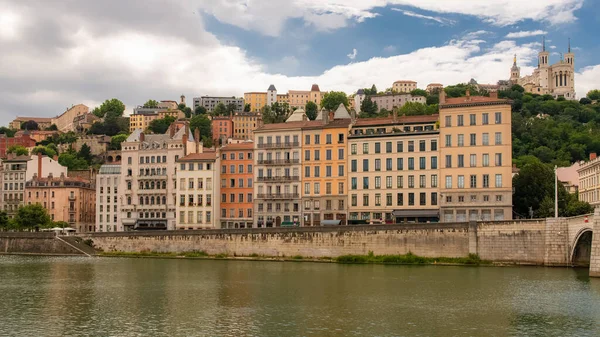 Vieux Lyon Colorful Houses Center River Saone Fourviere Cathedral Background — Stock Photo, Image