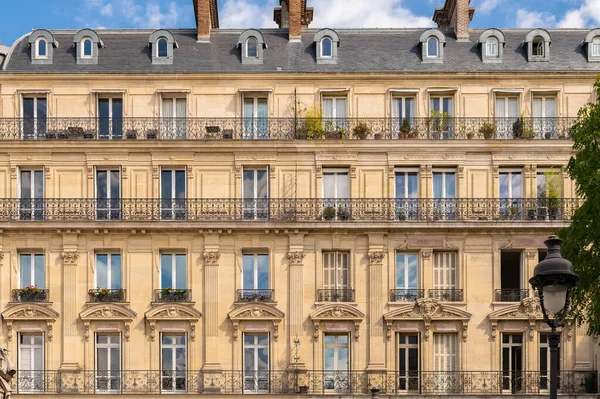 Paris Typical Facade Beautiful Ancient Building — Stock Photo, Image