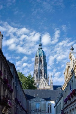 Bayeux, Normandiya, tarihi merkezdeki Notre-Dame katedrali.