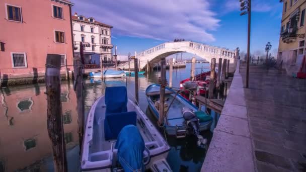 Timelapse of the bridge on the canal with boats — Stock Video