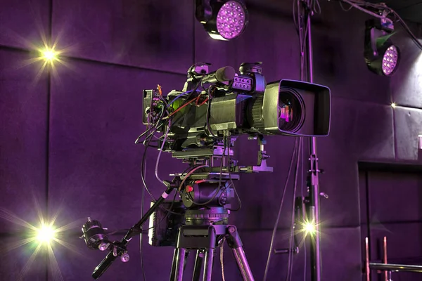 Επαγγελματική Τηλεόραση Ψηφιακή Φωτογραφική Μηχανή Βίντεο Μια Αίθουσα Συναυλιών — Φωτογραφία Αρχείου
