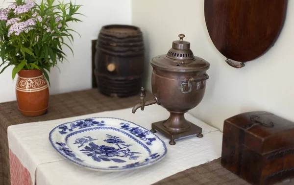 eski çiftlik evi iç geleneksel Rus Emlak