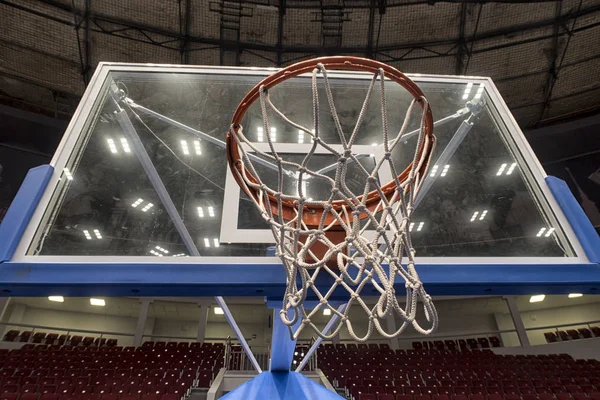 Basket Hoop Pallacanestro Segnando Nello Stadio Immagini Stock Royalty Free