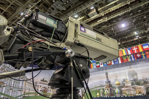 Close-up television camera at sports competitions, TV broadcasting. — Stock Photo, Image
