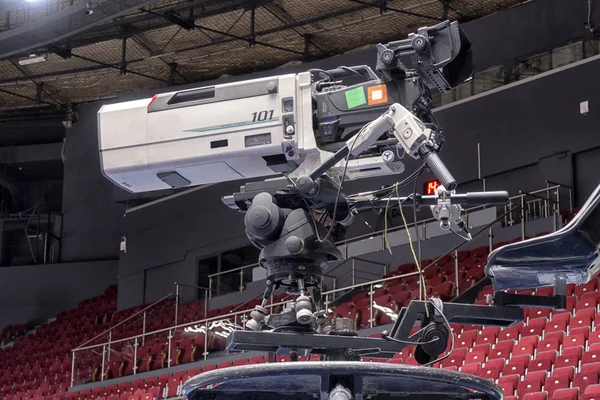 Câmera de televisão close-up em competições esportivas, transmissão de TV . — Fotografia de Stock