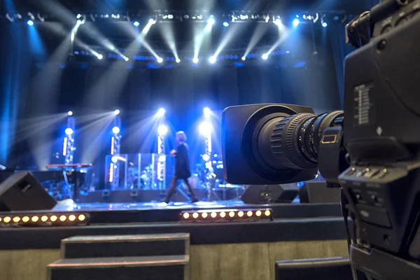 Zbliżenie Kamery Telewizyjnej Sali Koncertowej Telewizji — Zdjęcie stockowe