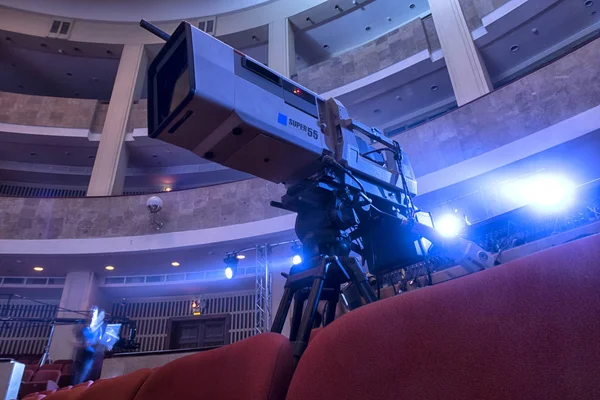 Fernsehkamera Einem Konzertsaal Professionelle Digitale Videokamera — Stockfoto