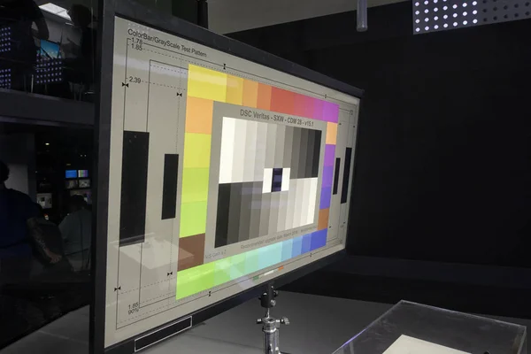 Equipamento de televisão num estúdio de radiodifusão televisiva — Fotografia de Stock