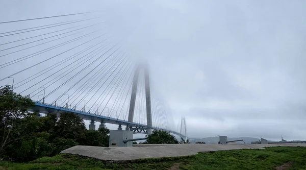 Ponte Russky Através Estreito Bósforo Oriental Vladivostok Rússia — Fotografia de Stock