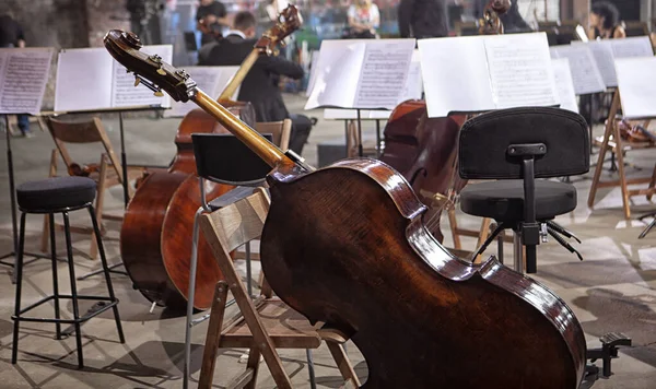 Muziekinstrumenten Van Het Symfonieorkest Rusten Voor Het Concert — Stockfoto