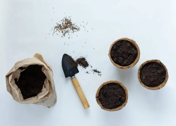 Fide ve tohumlar için çevre dostu tencere